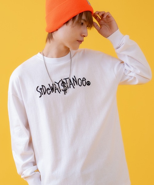 SIDEWAY STANCE(サイドウェイスタンス)の「【SIDEWAY STANCE】バリエーションロゴ プリント 長袖Tシャツ(Tシャツ/カットソー・メンズ・ブラック/ブラック系/ブラック系1/ホワイト/ホワイト系1/ホワイト系・X-LARGE/LARGE/MEDIUM/SMALL)」の2枚目の写真