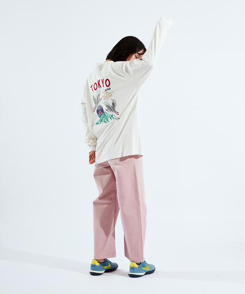 PARIS SAINT-GERMAIN(パリサンジェルマン)の「【Paris Saint-Germain / パリ・サン=ジェルマン】 JP Tsuru embroidery longsleeve(Tシャツ/カットソー・メンズ・ブラック/ホワイト・MEDIUM/LARGE/X-LARGE)」の4枚目の写真