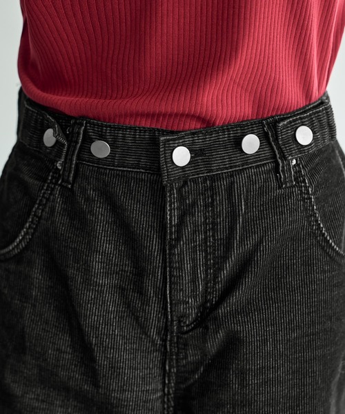 STYLE DELI(スタイルデリ)の「縞柄状ライトコーデュロイパンツ(その他パンツ・レディース・ブラック・LARGE/MEDIUM/SMALL)」の7枚目の写真