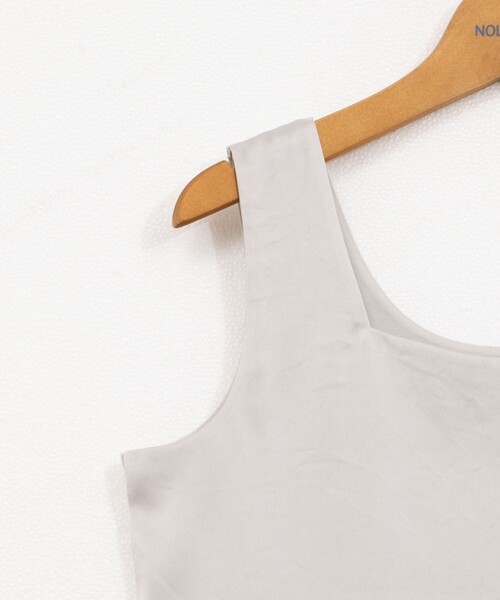 NOLLEY’S（ノーリーズ）の「《手洗い可能》サテン×ベア天2WAYタンクトップ（タンクトップ・レディース・ホワイト/ライトグレー/ブラック・40/38/42/36）」の12枚目の写真