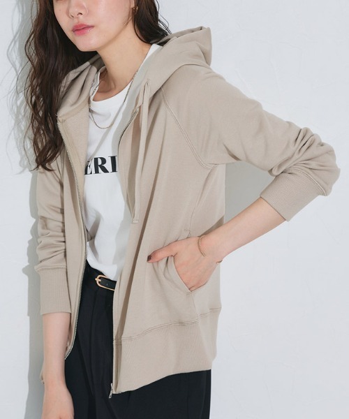 Pierrot（ピエロ）の「スウェットジップパーカー（パーカー・レディース・アイボリー/ブラック/ブルー系その他/ネイビー/杢グレー/グレイッシュベージュ・LL/L/M）」の4枚目の写真