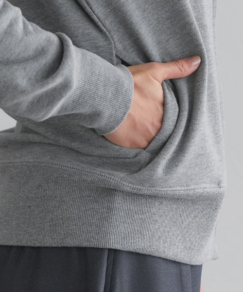 Pierrot（ピエロ）の「スウェットジップパーカー（パーカー・レディース・アイボリー/ブラック/ブルー系その他/ネイビー/杢グレー/グレイッシュベージュ・LL/L/M）」の11枚目の写真