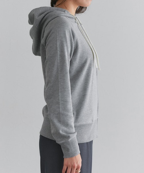 Pierrot（ピエロ）の「スウェットジップパーカー（パーカー・レディース・アイボリー/ブラック/ブルー系その他/ネイビー/杢グレー/グレイッシュベージュ・LL/L/M）」の13枚目の写真