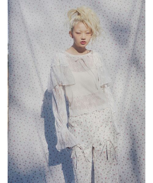 merry jenny(メリージェニー)の「リボンチュールtee(Tシャツ/カットソー・レディース・ブラック/オフホワイト・FREE)」の6枚目の写真