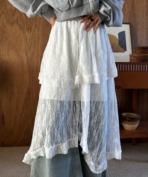 efill（エフィル）の「フレンチスタイルの ミディアム ロング ドレス レース スカート（スカート・レディース・ホワイト/ブラック・FREE）」の5枚目の写真