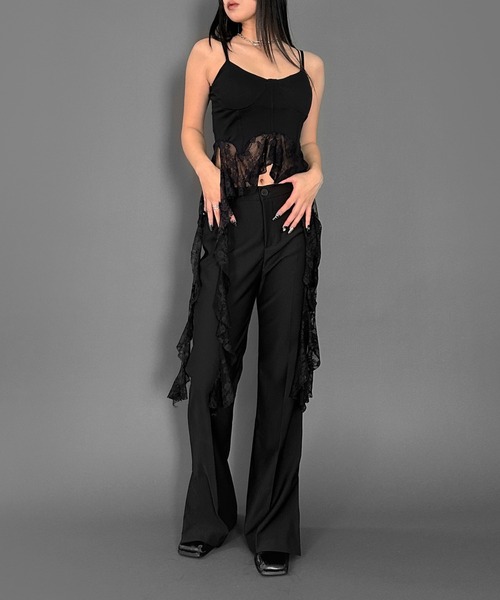 LVEU.（ラブユ.）の「【LVEU.】レースデザインカップ付きキャミソール / トップス キャミソール キャミ レース ブラトップ カップ付き インナー レイヤード ブラック ホワイト（キャミソール・レディース・ホワイト/ブラック・FREE）」の11枚目の写真