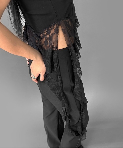 LVEU.（ラブユ.）の「【LVEU.】レースデザインカップ付きキャミソール / トップス キャミソール キャミ レース ブラトップ カップ付き インナー レイヤード ブラック ホワイト（キャミソール・レディース・ホワイト/ブラック・FREE）」の13枚目の写真