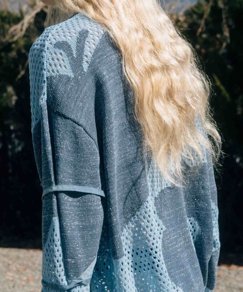 BLAYMORE(ブレイモア)の「【BLAYMORE】Butterfly Flower Glitter Knit / メッシュニット ラメ糸混紡(ニット/セーター・メンズ・ブラック/ライトブルー・S/M)」の6枚目の写真