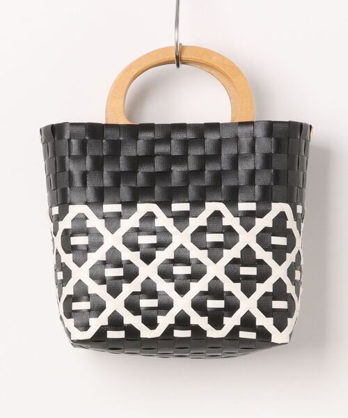 Ritzy（リッツィー）の「ウッド調ハンドル かごバッグ（かごバッグ・レディース・グリーン/ホワイト/レッド/ブラック・FREE）」の5枚目の写真