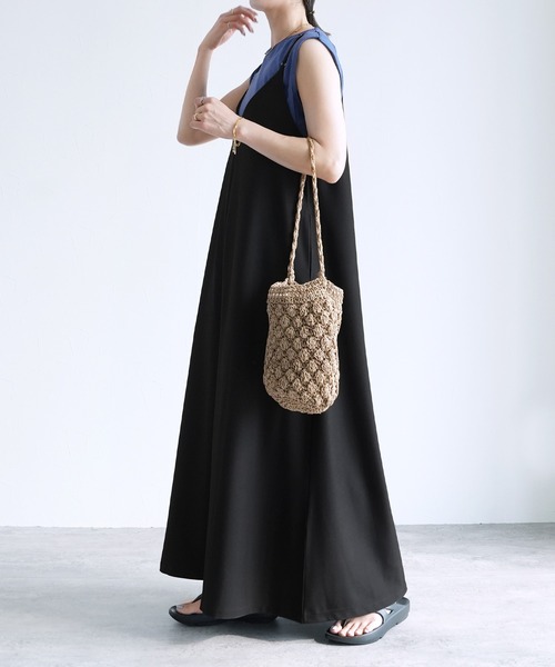 reca（レカ）の「【ZOZOTOWN限定】前後2wayキャミワンピース（ワンピース・レディース・ブラック/チャコールグレー・M/L）」の11枚目の写真