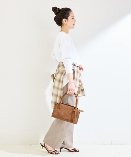 B.C STOCK（ベーセーストック）の「《追加》スエード調ボストンBAG（ボストンバッグ・レディース・キャメル・FREE）」の3枚目の写真