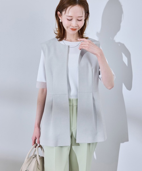 ROPE' PICNIC(ロペピクニック)の「【UV対応】【リネンライク・シリーズ】ペプラムジレベスト/通勤・セットアップ対応(ベスト・レディース・ダークブラウン/ネイビー/グレー/グレー系その他・38)」の14枚目の写真