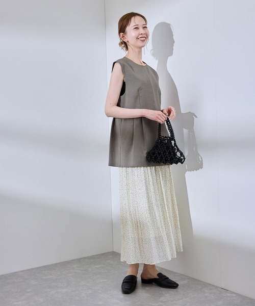 ROPE' PICNIC(ロペピクニック)の「【UV対応】【リネンライク・シリーズ】ペプラムジレベスト/通勤・セットアップ対応(ベスト・レディース・ダークブラウン/ネイビー/グレー/グレー系その他・38)」の21枚目の写真