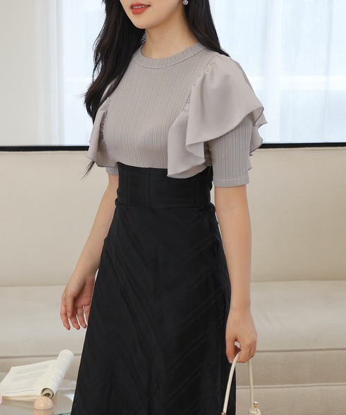 Lace Ladies(レースレディース)の「ショルダー フリル シアー チェック ドッキング ワンピース(ワンピース・レディース・ブラック/ベージュ/ラベンダー・FREE/S)」の2枚目の写真