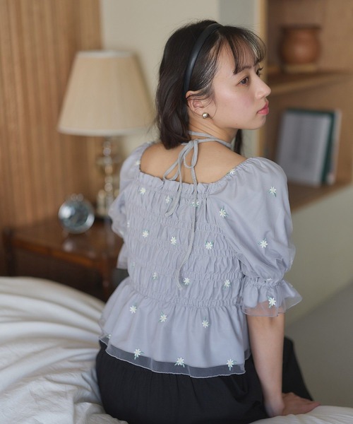 earth music&ecology(アースミュージックアンドエコロジー)の「コード付きキャミソール(キャミソール・レディース・レッド/オフホワイト/グレー/ブラック・S/M)」の11枚目の写真