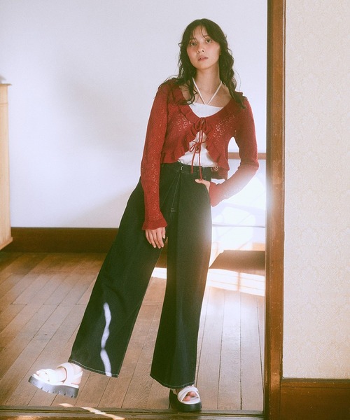 earth music&ecology(アースミュージックアンドエコロジー)の「コード付きキャミソール(キャミソール・レディース・レッド/オフホワイト/グレー/ブラック・S/M)」の7枚目の写真