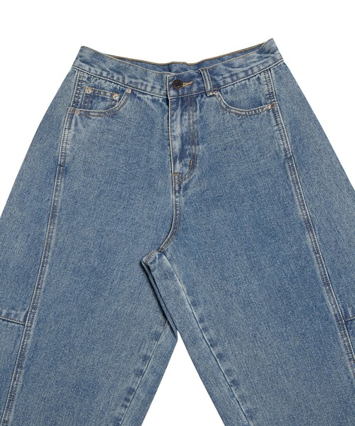 PUNYUS（プニュズ）の「バレルデニムパンツ（デニムパンツ・レディース・ライトブルー/ブラック・1/2/4/3）」の10枚目の写真