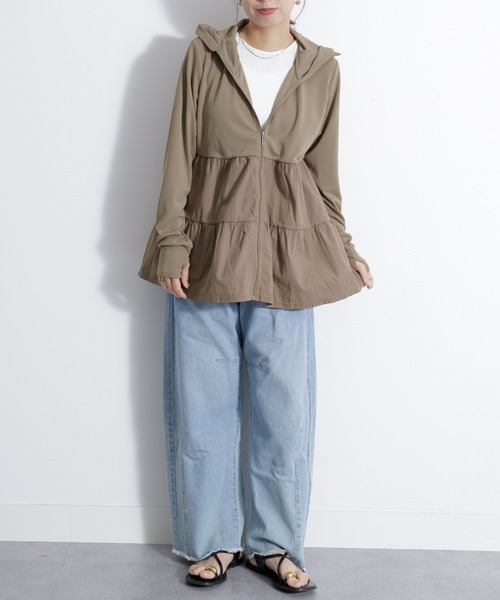UNDOVE(アンドゥーブ)の「〈UNDOVE〉【はっ水/ストレッチ/UV対策/接触冷感/アウトドア/普段着/水際アイテム/レジャー/日焼け対策/日差し対策/UV対策/フード付き/サムホール付き/指穴/顔まで紫外線を守る】水際&UV異素材切替はっ水パーカー(パーカー・レディース・モカ/ライトブルー・LARGE/X-LARGE/MEDIUM)」の9枚目の写真
