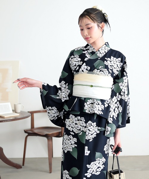 【新品】KIMONOMACHI キモノマチ　オリジナル モダン柄 浴衣 吸水速乾 新品】KIMONOMACHI キモノマチ オリジナル モダン柄 浴衣 吸水速