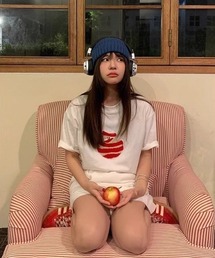 リンゴおもしろデザインプリント半袖Tシャツ