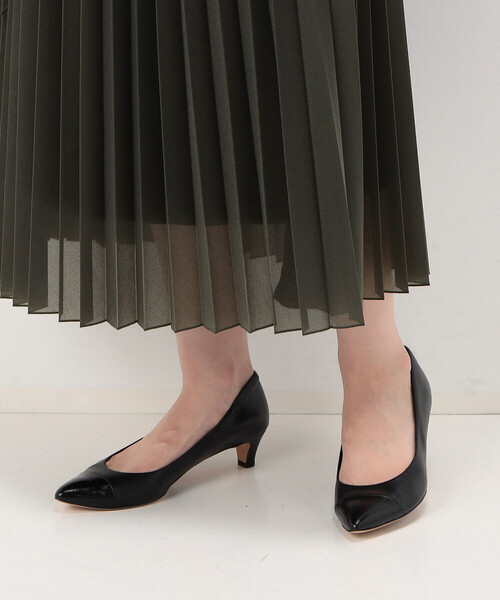 K.T KIYOKO TAKASE（キヨコタカセ）の「オーガンジートリコット アシンメトリープリーツスカート（スカート・レディース・ブラック・11号）」の15枚目の写真