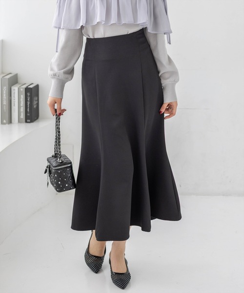 CLEAR BASIC（クリアベーシック）の「【低身長対応／サイズ展開あり】バックレースアップマーメイドスカート[フェミン オフィスカジュアル 着回し抜群]（スカート・レディース・アイボリー/ピンク/ブラック/ブルーグレー・F/XS/PS）」の2枚目の写真