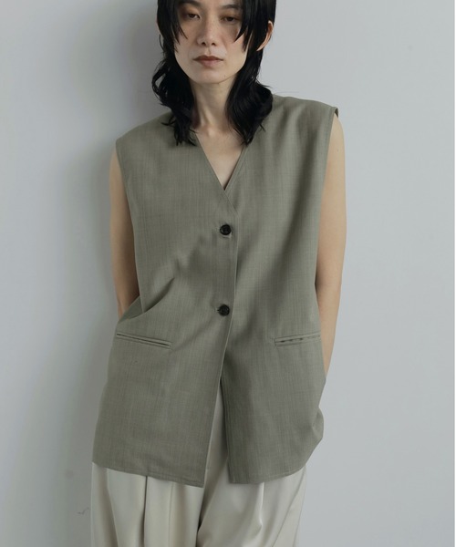 anuke（アンヌーク）の「Satin Pocket Vest（ベスト）」 - WEAR