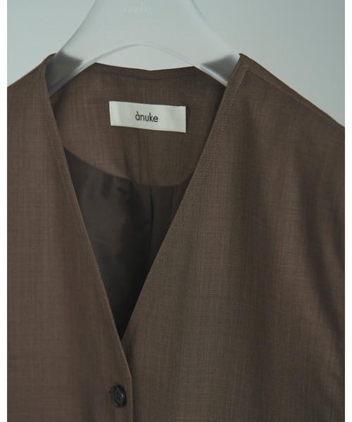 anuke（アンヌーク）の「Vneck Stitch Vest（ベスト・レディース・ベージュ/ブラウン・FREE）」の10枚目の写真