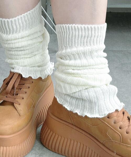 WEGO(ウィゴー)の「WEGO/エアリーメローレッグカバー(レッグウォーマー・レディース・ブラック/オフホワイト/ホワイト/ライトグレー・FREE)」の2枚目の写真