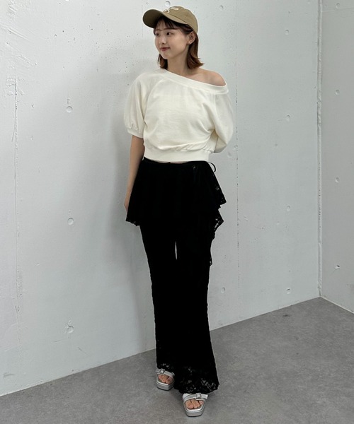 juemi ピグメント　オフショル　スウェット 美品 juemi オフショルピグメントスウェット クロップド丈