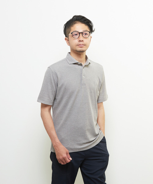MEN'S MELROSE(メンズメルローズ)の「リンクスストライプ 半袖ホリゾンタルカラーポロシャツ(ポロシャツ・メンズ・ブラウン/ネイビー/ブラック/グレー・2/3/5/4)」の3枚目の写真