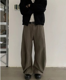ルーズシルエットデニムパンツ