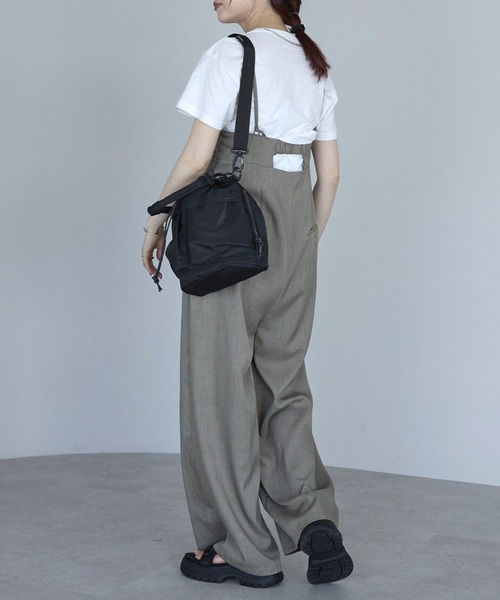 &MARKS(アンドマークス)の「N13【軽量・2WAY】ナイロンバケツバッグ(ショルダーバッグ・レディース・ブラック/ブラウン/グレー/オフホワイト/カーキ・FREE)」の7枚目の写真