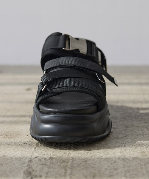 ETELIO（エテリオ）の「+7cmクロスデザインバックル厚底サンダル（サンダル・メンズ・ブラック・S/M/L）」の20枚目の写真