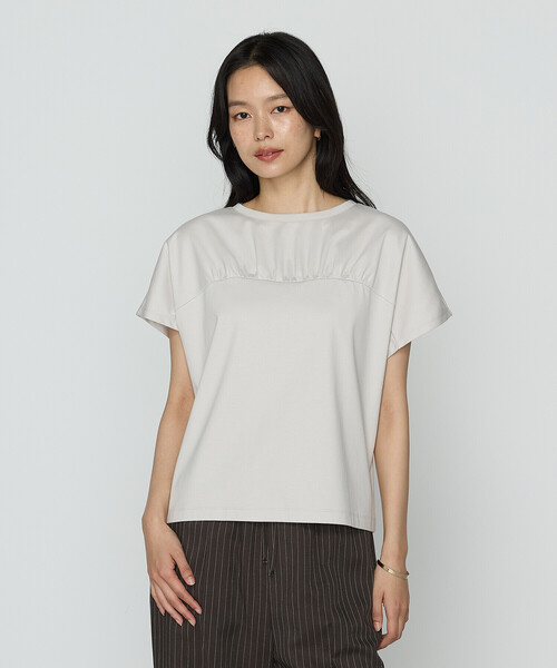 COMME CA（コムサ）の「コヒノールスムース ビスチェ風カットソー（Tシャツ/カットソー・レディース・ブルー/ブラック/ホワイト/グレイッシュベージュ・11号/9号）」の4枚目の写真