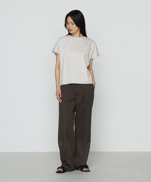 COMME CA（コムサ）の「コヒノールスムース ビスチェ風カットソー（Tシャツ/カットソー・レディース・ブルー/ブラック/ホワイト/グレイッシュベージュ・11号/9号）」の9枚目の写真