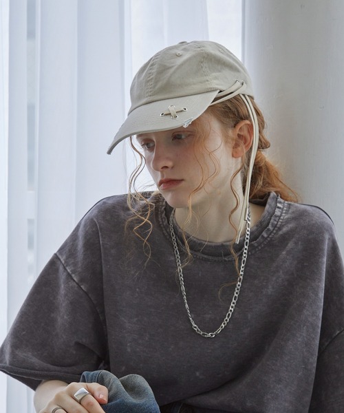 Spielio（シュピーリオ）の「【Spielio】Dove and cord design cap/ ハトメ×コードデザインキャップ（キャップ・メンズ・ベージュ/ブラック・FREE）」の4枚目の写真