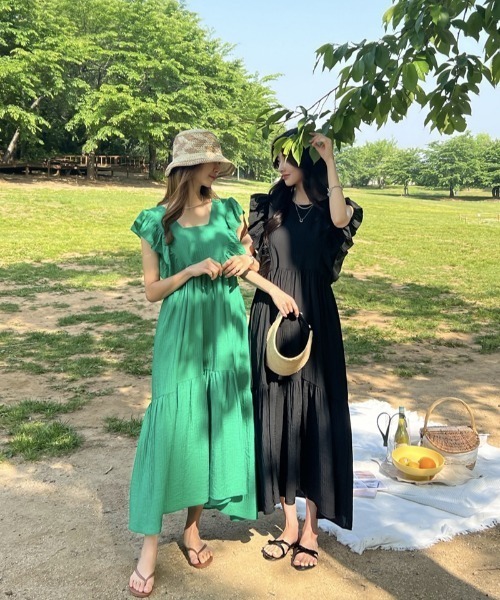 FREE STYLISTS(フリー スタイリスト)の「YUGA_YGMC Frill sleeve tiered dress(ワンピース・レディース・ブラック/グリーン・FREE)」の6枚目の写真