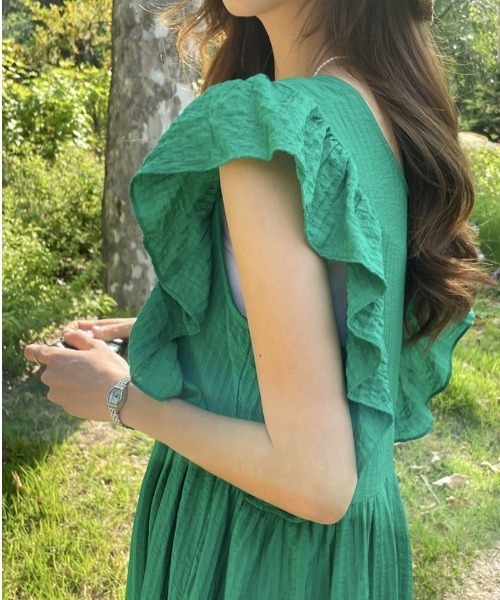 FREE STYLISTS(フリー スタイリスト)の「YUGA_YGMC Frill sleeve tiered dress(ワンピース・レディース・ブラック/グリーン・FREE)」の10枚目の写真