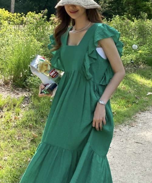 FREE STYLISTS(フリー スタイリスト)の「YUGA_YGMC Frill sleeve tiered dress(ワンピース・レディース・ブラック/グリーン・FREE)」の11枚目の写真