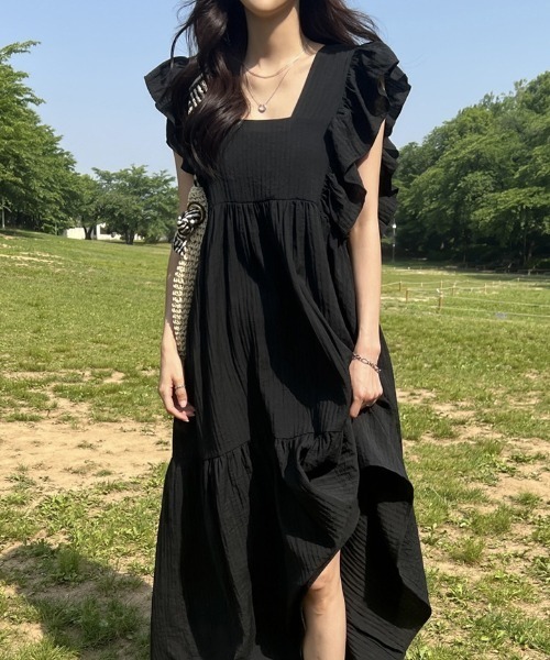 FREE STYLISTS(フリー スタイリスト)の「YUGA_YGMC Frill sleeve tiered dress(ワンピース・レディース・ブラック/グリーン・FREE)」の13枚目の写真
