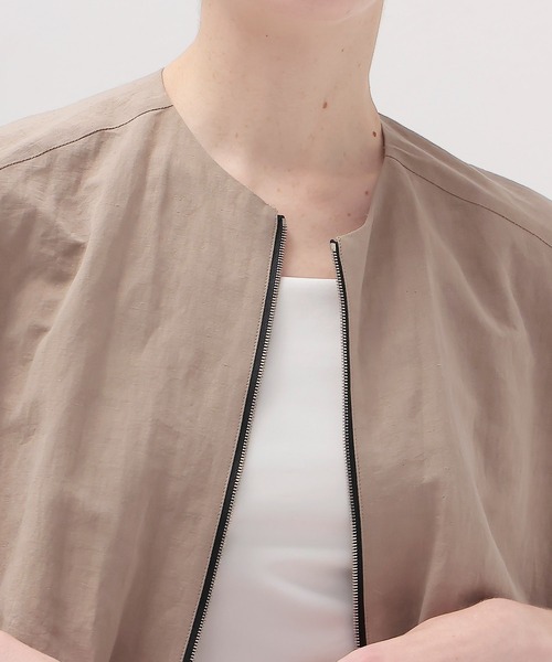 DRESSLAVE（ドレスレイブ）の「tuck bubble sleeveless blouson(タックバブルスリーブレスブルゾン)（ブルゾン・レディース・ホワイト/ブラウン・38）」の6枚目の写真