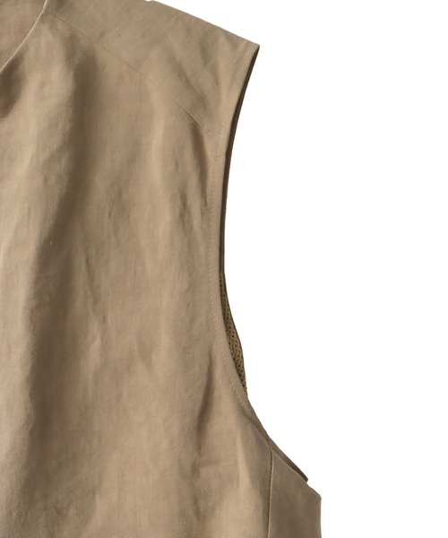 DRESSLAVE（ドレスレイブ）の「tuck bubble sleeveless blouson(タックバブルスリーブレスブルゾン)（ブルゾン・レディース・ホワイト/ブラウン・38）」の13枚目の写真