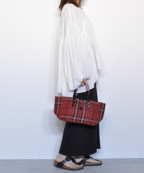 CLEDRAN（クレドラン）の「【手機ならではの質感】 CL3756 HAND＆WORK WIDE TOTE（トートバッグ・レディース・ホワイト系その他/レッド系その他/グリーン系その他/グリーン系その他2/ホワイト系その他2・FREE）」の18枚目の写真