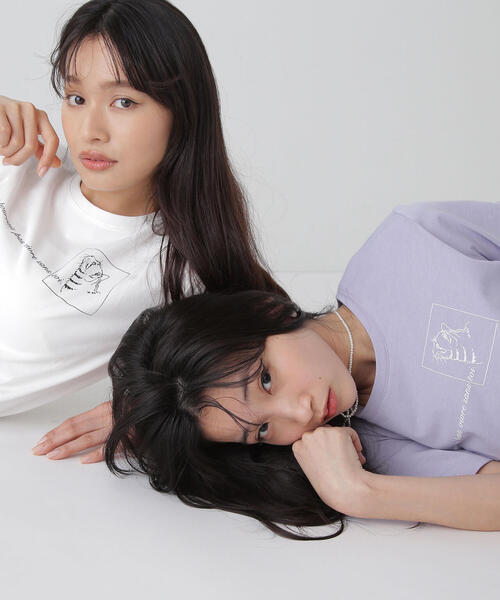 NATURAL BEAUTY BASIC（ナチュラルビューティーベーシック）の「＜保護猫プロジェクト＞レタリングロゴTシャツ（Tシャツ/カットソー・レディース・ベージュ/オフホワイト/ブルー・FREE）」の3枚目の写真