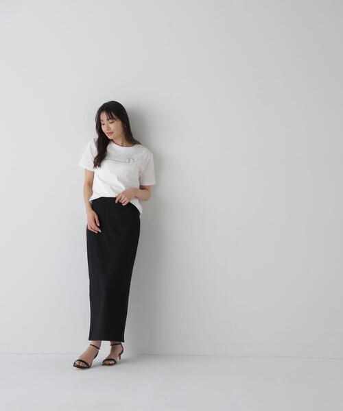 NATURAL BEAUTY BASIC（ナチュラルビューティーベーシック）の「＜保護猫プロジェクト＞レタリングロゴTシャツ（Tシャツ/カットソー・レディース・ベージュ/オフホワイト/ブルー・FREE）」の6枚目の写真