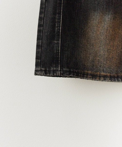 Theater code（シアターコード）の「Rust-processed wide denim pants/錆び加工 ワイドデニムパンツ（デニムパンツ・メンズ・ブラック・L/M）」の5枚目の写真