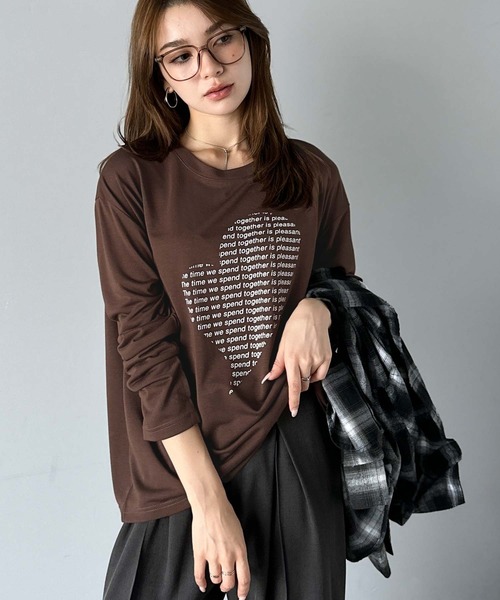 mily bilet(ミウィビレット)の「【mily bilet】 ハートが映える♪大人カジュアルMIX◎ハートグラフィック指穴ロングTシャツ(Tシャツ/カットソー・レディース・チャコールグレー/ブラウン/ホワイト/オートミール・LARGE/MEDIUM/SMALL/X-LARGE)」の22枚目の写真