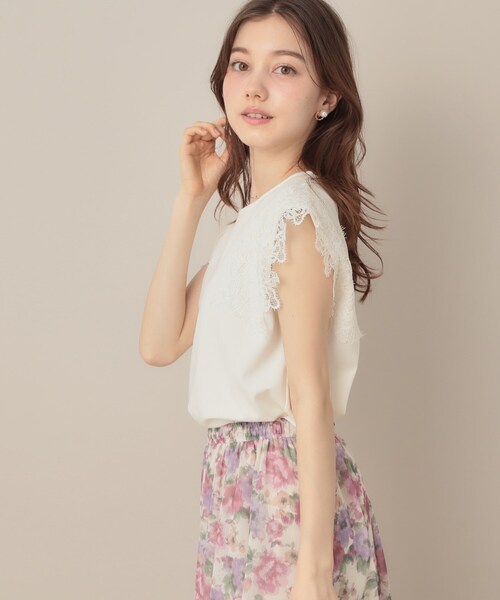 couture brooch（クチュールブローチ）の「【マシンウォッシャブル・UVケア・接触冷感】フレンチ肩レースカットソー（Tシャツ/カットソー・レディース・ライトグレー/ブラック/オフホワイト・38/42/36）」の18枚目の写真