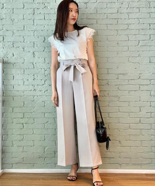 couture brooch（クチュールブローチ）の「【マシンウォッシャブル・UVケア・接触冷感】フレンチ肩レースカットソー（Tシャツ/カットソー・レディース・ライトグレー/ブラック/オフホワイト・38/42/36）」の20枚目の写真